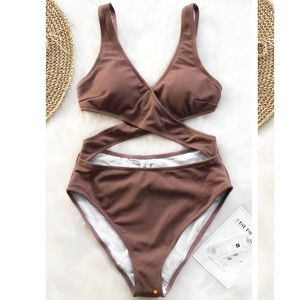 Cupshe One-Piece Swimsuit